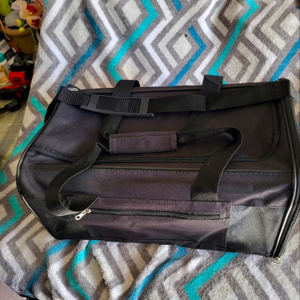 Sherpa Adventure Gear Original Deluxe Carrier